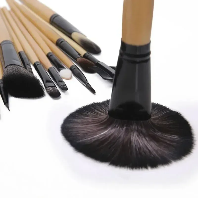 Complete 24-Piece Makeup Brush Kit for Effortless Beauty
